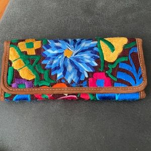 Hand made wallet from Guatemala. Never used